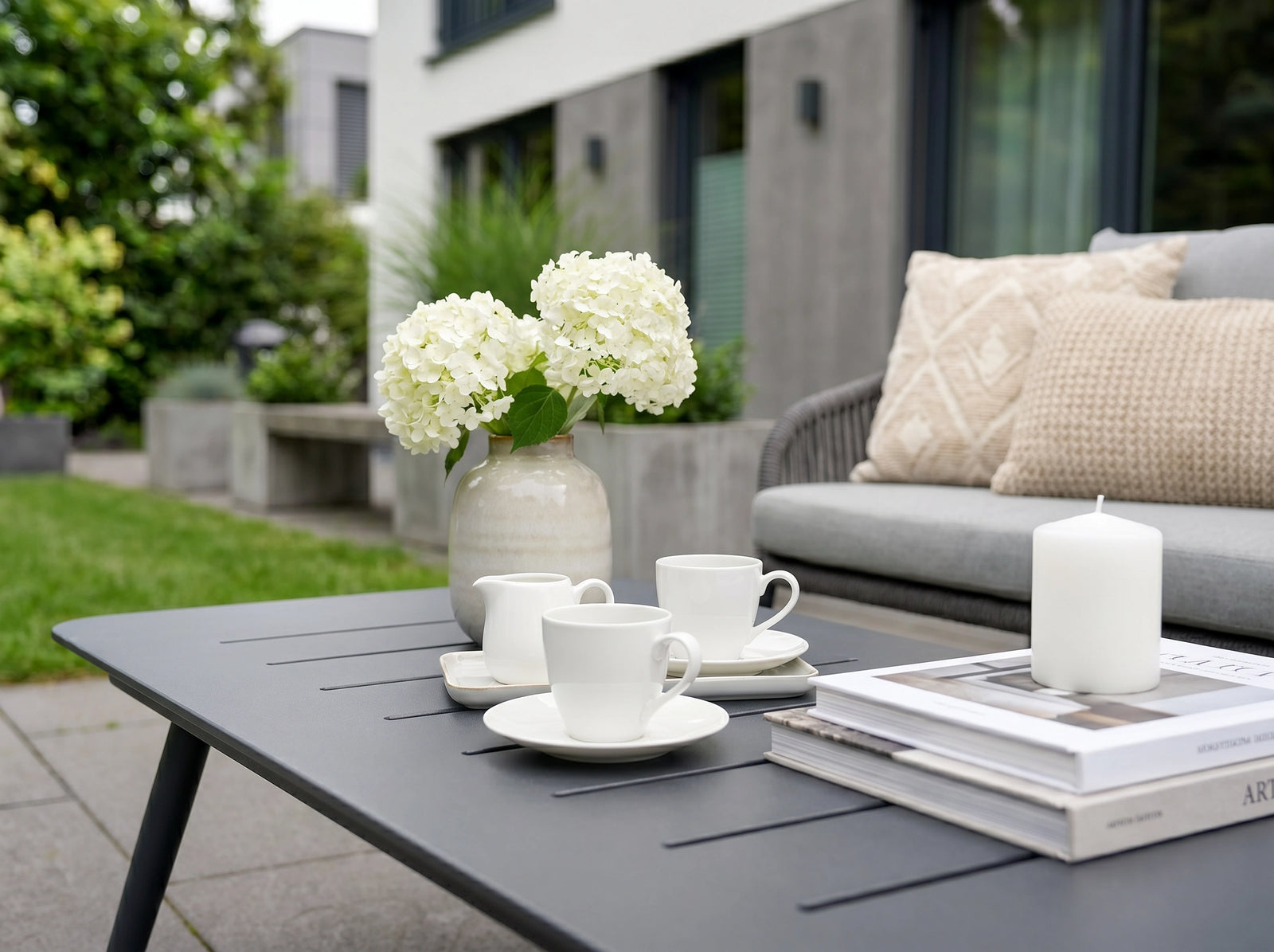 Gartenlounge Set Finqa Amsterdam mit Sofa, 2 Sesseln & Tisch – grau