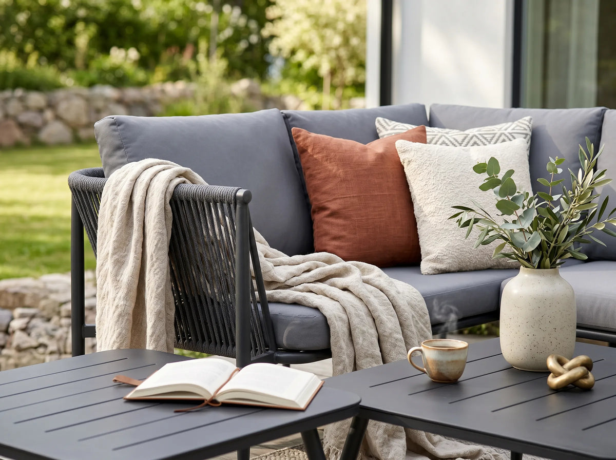 Gartenlounge Set Finqa Sicilia 5-Sitzer mit Tisch – wetterfest, hellgrau
